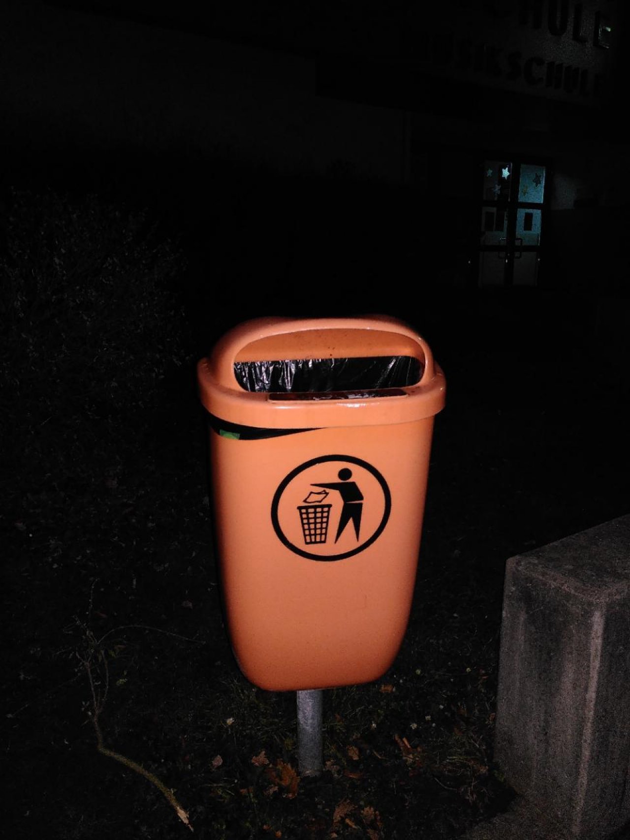 disposal in DRECKSPOTZ | GLOBAL 2000 App spotted by TheOSWR on 16.12.2020