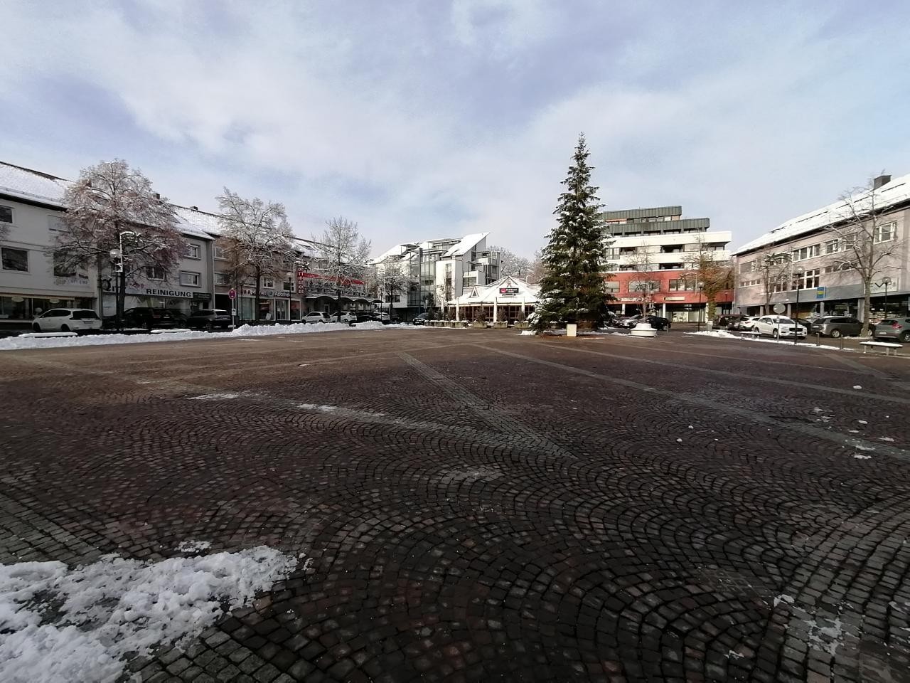 Platz in Landauf, LandApp BW App spotted by Harry Schneckenburger on 11.12.2020